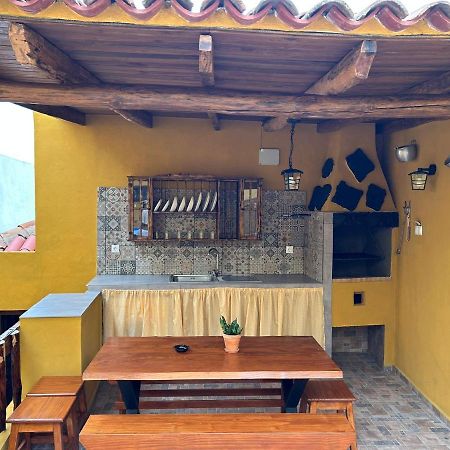 Tradicional Casa Canaria Con Piscina Y Vistas Al Teide Icod De Los Vinos Exterior photo